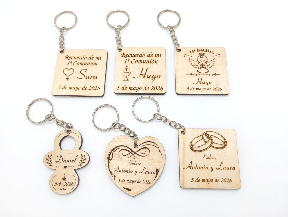 Lote de llaveros de madera personalizados grabados con láser para invitados de boda