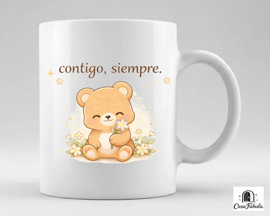 Taza blanca con frase contigo siempre y osito kawaii con flores diseño romántico